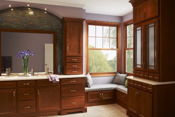 double-hung-windows-bathroom-600x400